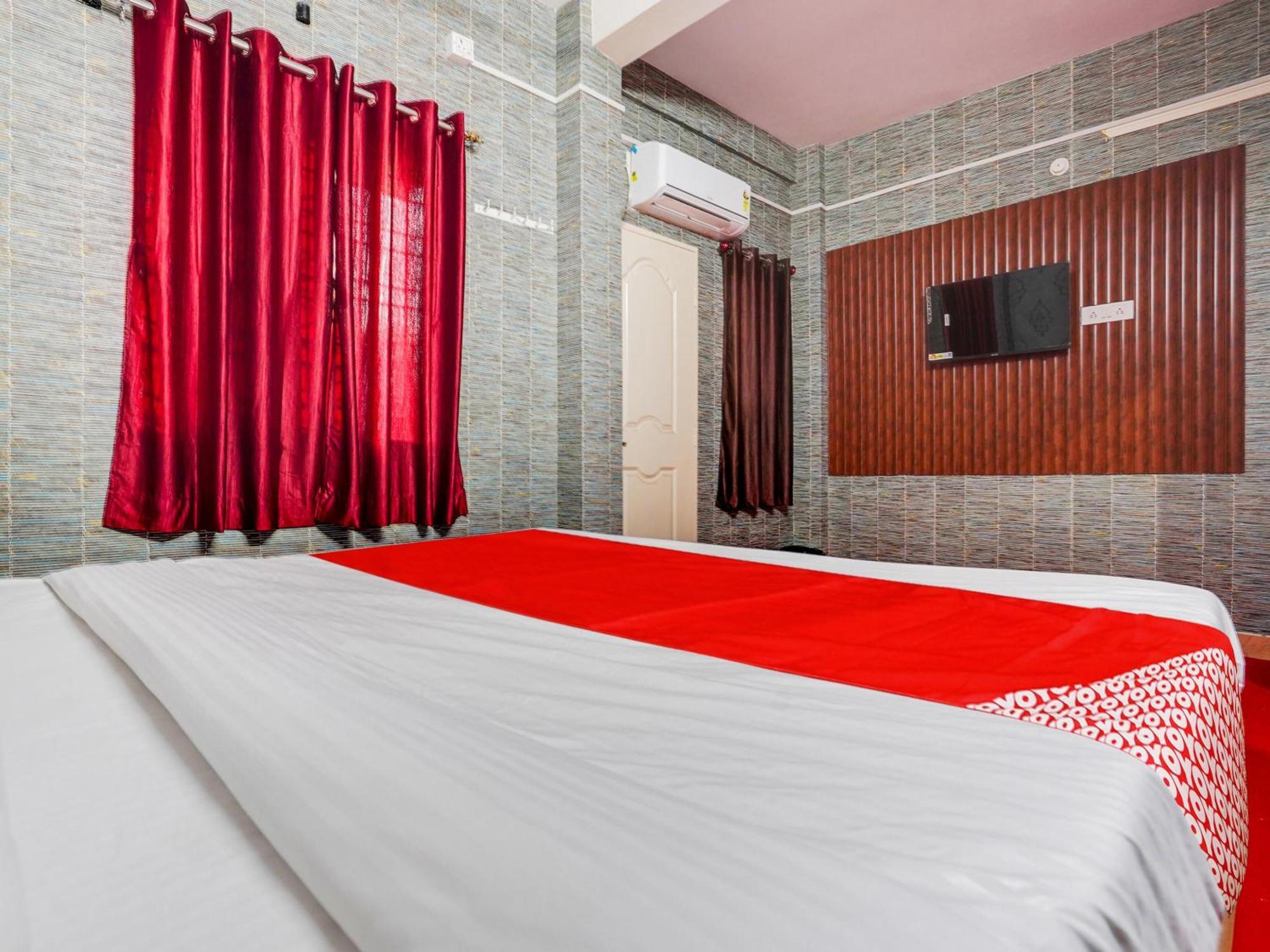 Hotel Royal Villa Inn Sakardara Ngoại thất bức ảnh